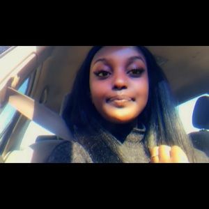 Meet your Posher, Iman